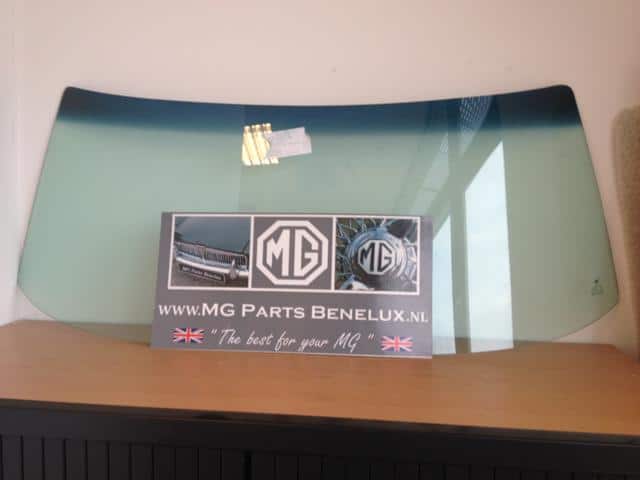 gt-voorruit-toptint.jpg gt-voorruit-toptint.jpg