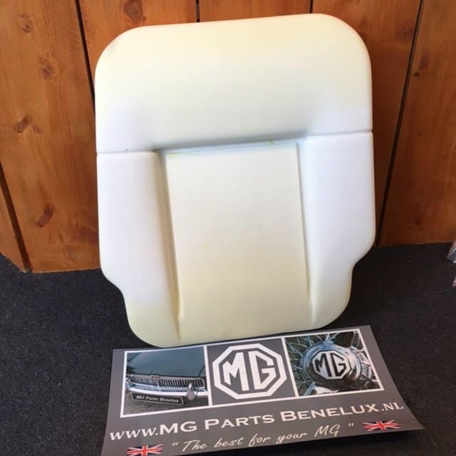 AHH7037 Early seatfoam RH