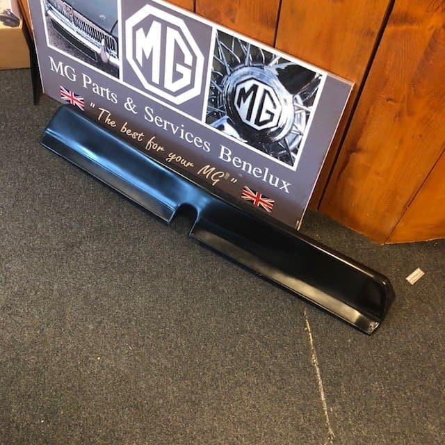 H091-H092 boot spoiler